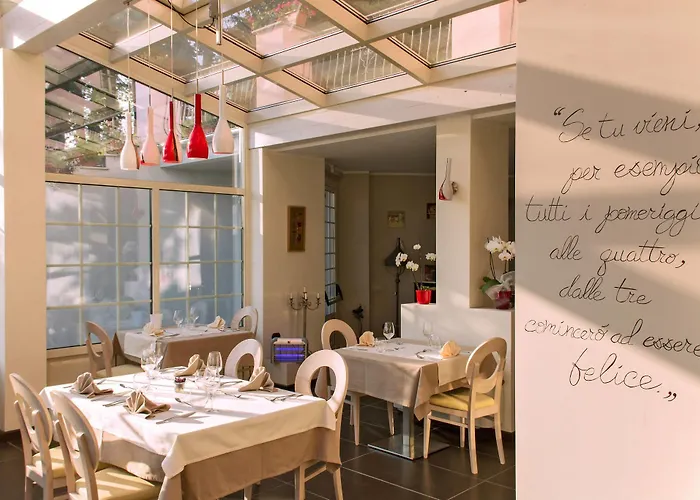 Hotell Del Piccolo Principe San Damiano dʼAsti